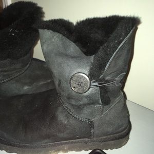 Black button uggs